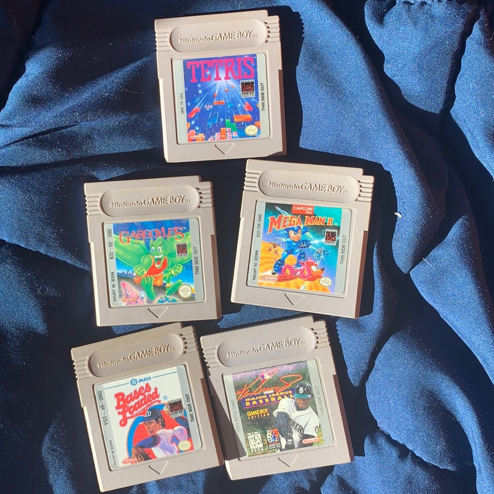 Vintage Nintendo Game Boy Video Games Lot of 5 - unsure if work
